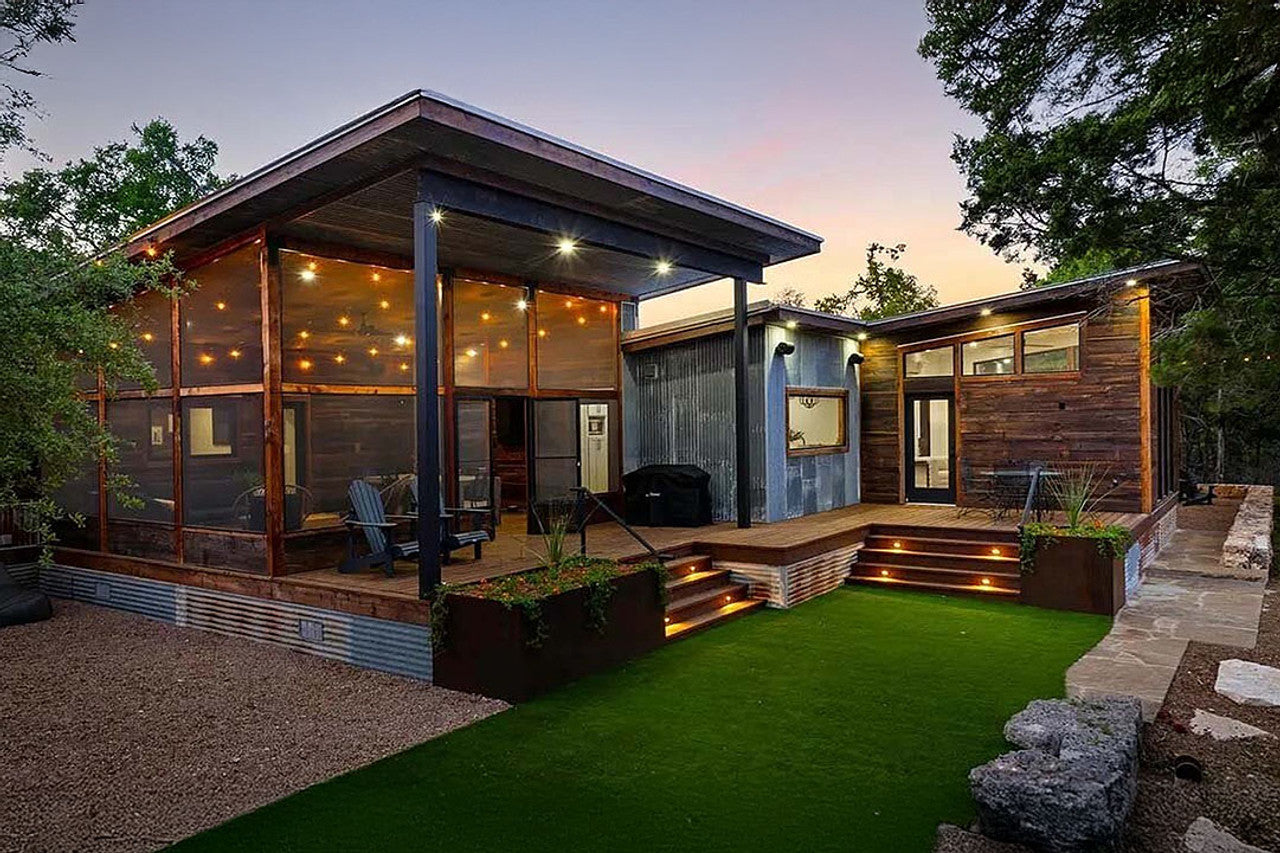 OUTDOOR
