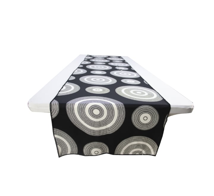 Circle Pattern Table Runner