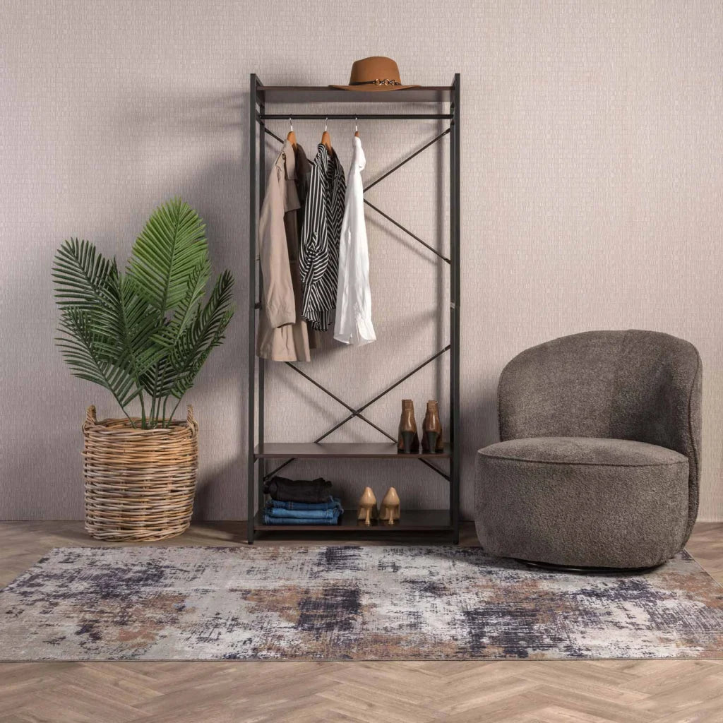 Pochard Plant In Pot 128cm